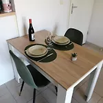 Appartement Le Cocon De Marie,piscine, Balcon, Parking Gratuit, Baignoire Carcassonne