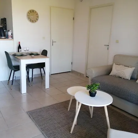 Apartmán Le Cocon De Marie,piscine, Balcon, Parking Gratuit, Baignoire *