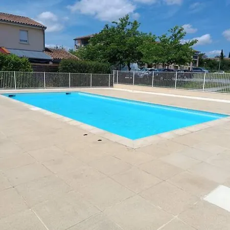Апартаменти Le Cocon De Marie,piscine, Balcon, Parking Gratuit, Baignoire Каркассонн
