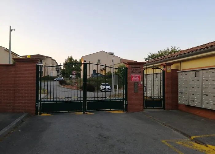 Le Cocon De Marie,piscine, Balcon, Parking Gratuit, Baignoire *