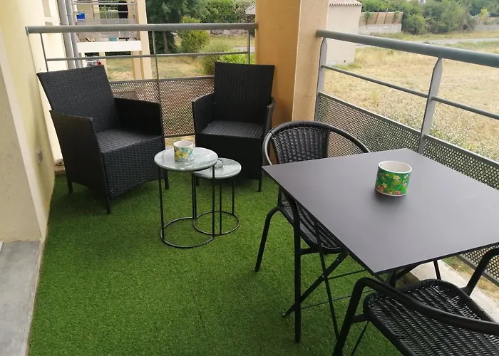 Le Cocon De Marie,piscine, Balcon, Parking Gratuit, Baignoire Apartman