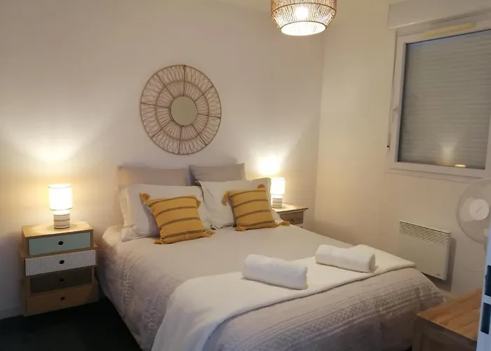 Le Cocon De Marie,piscine, Balcon, Parking Gratuit, Baignoire Apartmán